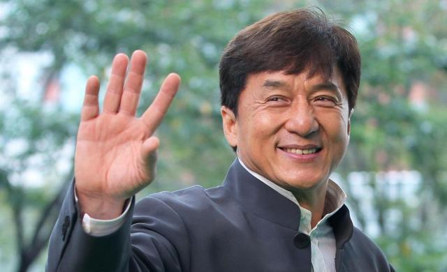 被成龙征服的6位女星个个时尚动人气质超群是玩玩还是真爱？