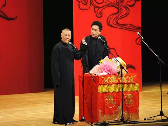 68岁葛优：低调幽默活出人生赢家丁克却收获幸福